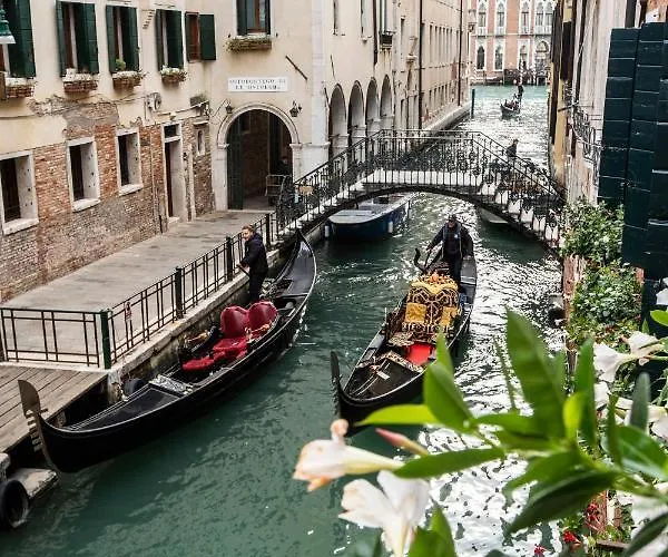 Alojamento de Acomodação e Pequeno-almoço Giò&giò 4*